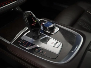 Седан BMW 7 серия 2016 года, 3999077 рублей, Москва