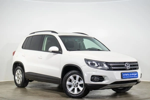 Внедорожник Volkswagen Tiguan 2012 года, 1499000 рублей, Оренбург
