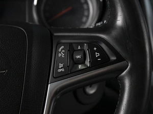 Универсал Opel Astra 2014 года, 550000 рублей, Омск