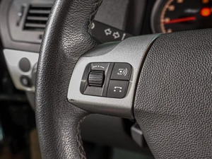 Седан Opel Astra 2012 года, 879000 рублей, Воронеж