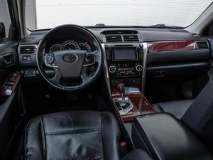 Седан Toyota Camry 2013 года, 1450000 рублей, Краснодар