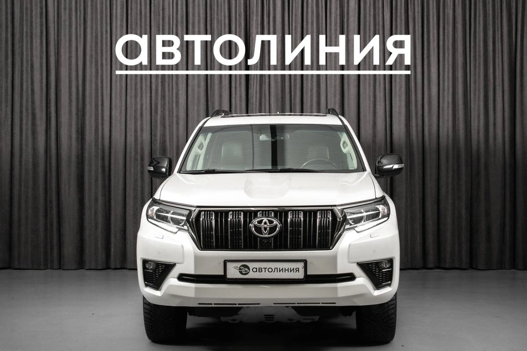 Внедорожник Toyota Land Cruiser Prado 2021 года, 5600000 рублей, Красноярск