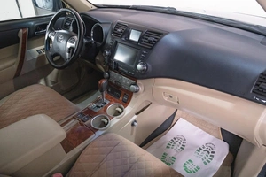 Внедорожник Toyota Highlander 2011 года, 1869000 рублей, Томск