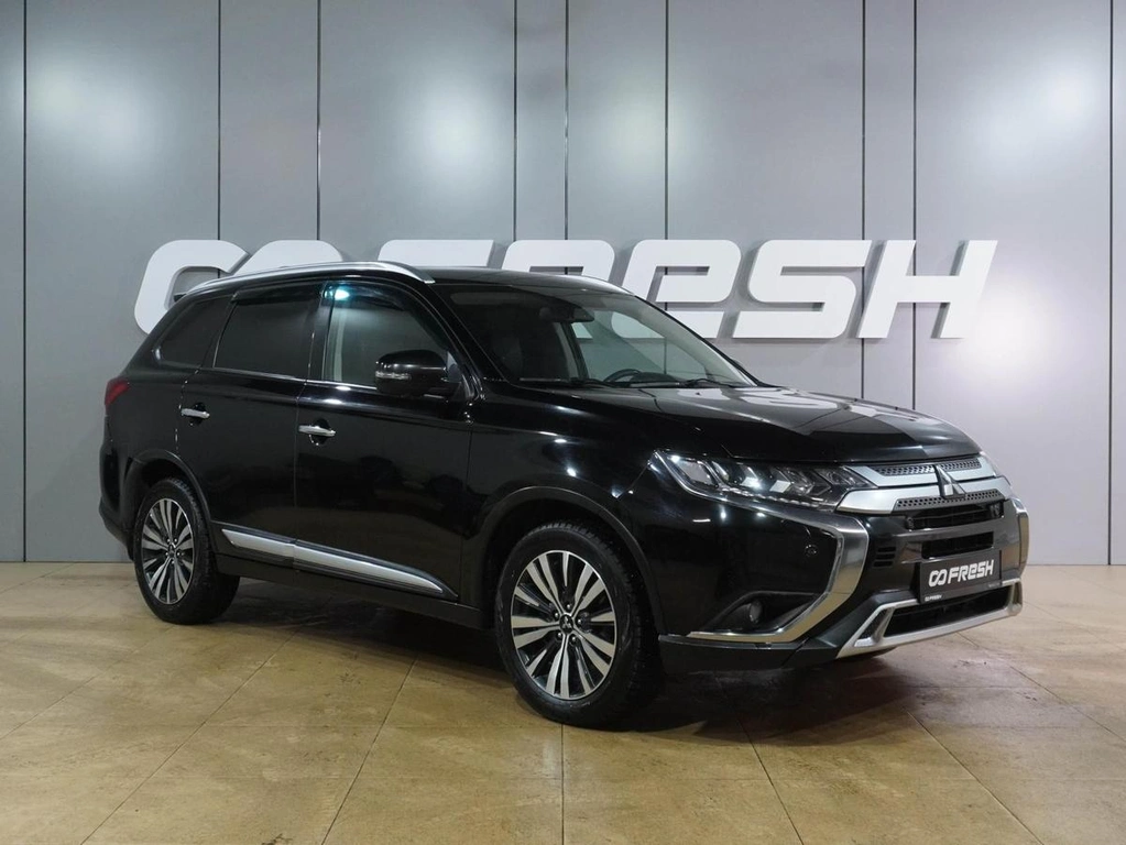 Внедорожник Mitsubishi Outlander 2021 года, 2349000 рублей, Воронеж