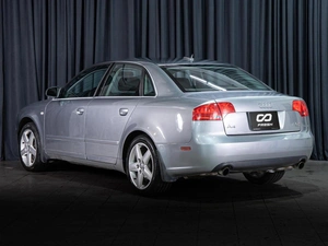 Седан Audi A4 2004 года, 1020000 рублей, Волгоград