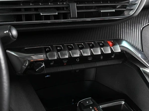 Внедорожник Peugeot 3008 2021 года, 2290000 рублей, Аксай