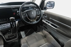 Минивэн Honda Stepwgn 2019 года, 2019000 рублей, Новокузнецк