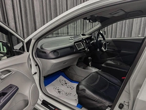 Лифтбек Honda Insight 2009 года, 815000 рублей, Красноярск