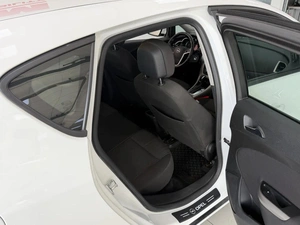 Хэтчбек Opel Astra 2011 года, 690000 рублей, Смоленск