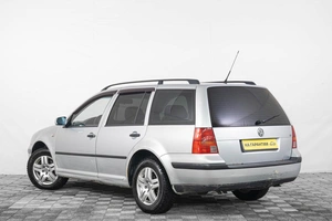 Универсал Volkswagen Golf 2002 года, 349000 рублей, Кемерово