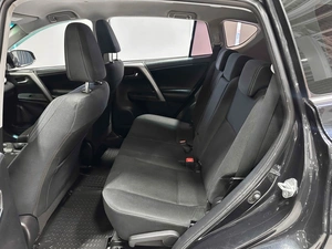 Внедорожник Toyota RAV4 2015 года, 2107000 рублей, Красноярск