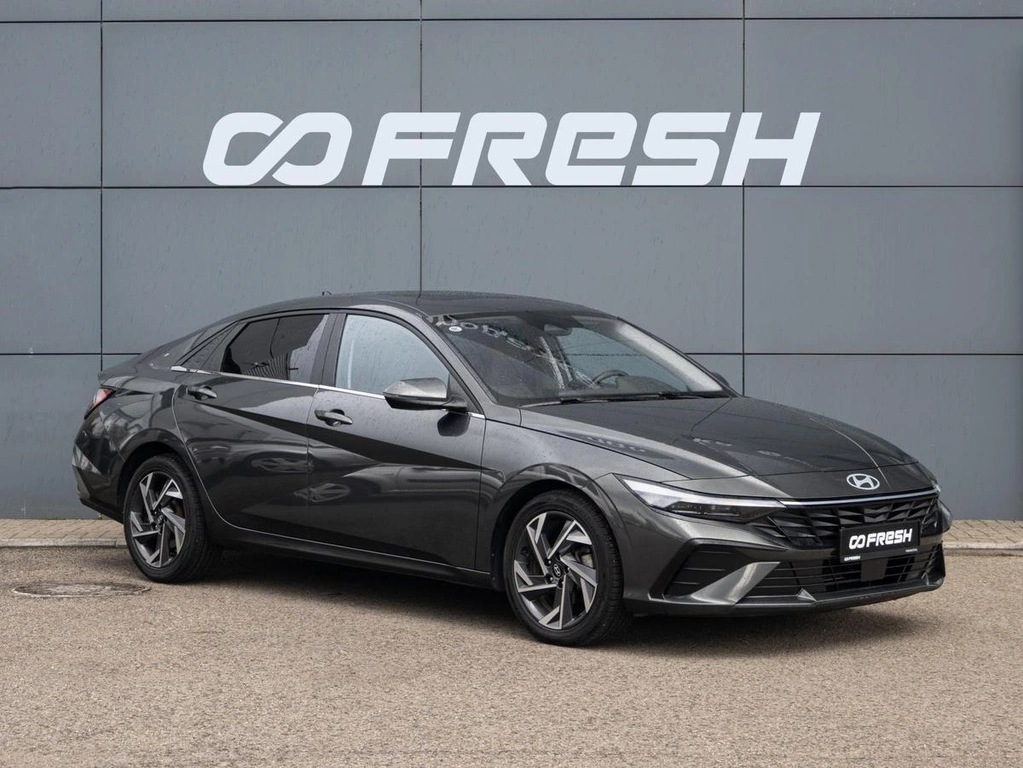 Седан Hyundai Elantra 2023 года, 2300000 рублей, Краснодар