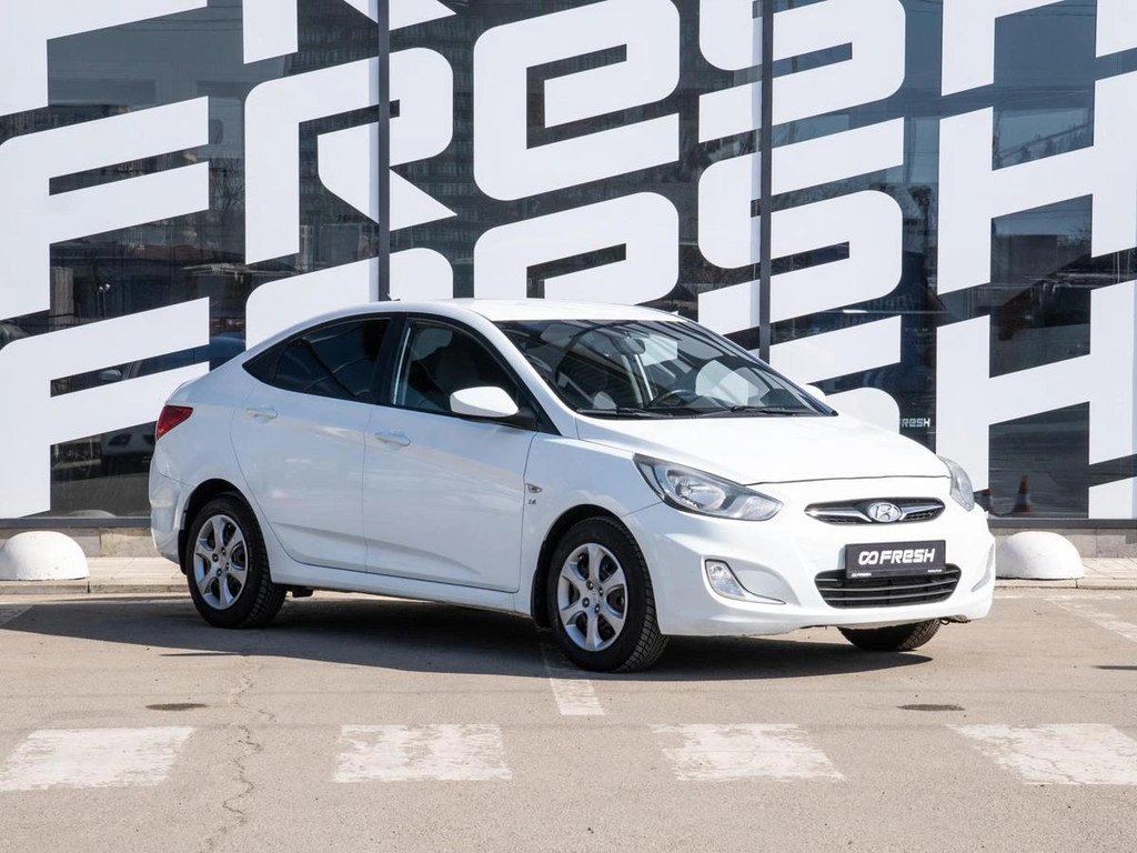 Седан Hyundai Solaris 2014 года, 969000 рублей, Краснодар