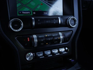 Кабриолет Ford Mustang 2019 года, 2650000 рублей, Большой Сочи