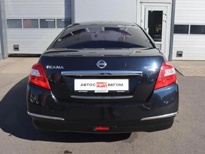 Седан Nissan Teana 2010 года, 880000 рублей, Железногорск
