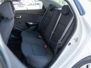 Седан Kia Rio 2012 года, 829000 рублей, Волгоград