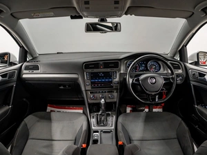 Универсал Volkswagen Golf 2013 года, 950000 рублей, Красноярск