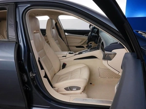 Лифтбек Porsche Panamera 4S 2009 года, 2049055 рублей, Москва