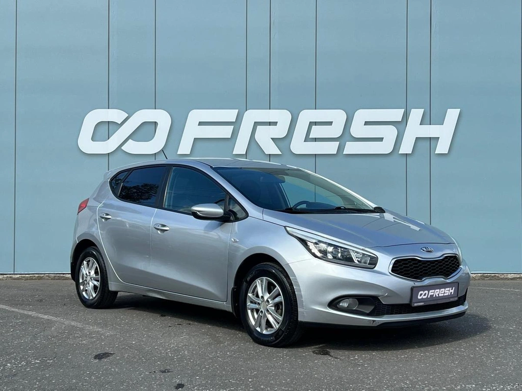 Хетчбэк Kia Ceed 2014 года, 970000 рублей, Ижевск