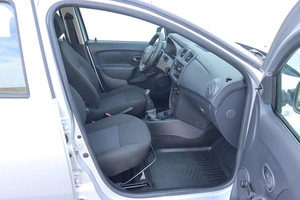 Хэтчбек Renault Sandero 2018 года, 990000 рублей, Брянск