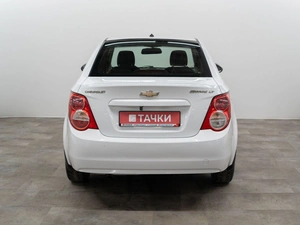 Седан Chevrolet Aveo 2013 года, 680000 рублей, Красноярск