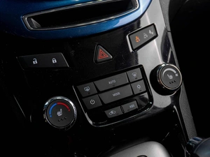 Минивэн Chevrolet Orlando 2012 года, 1219000 рублей, Тюмень