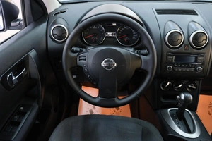 Внедорожник Nissan Qashqai 2013 года, 1099000 рублей, Омск