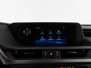 Седан Lexus ES 2019 года, 3689050 рублей, Москва