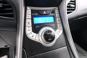 Седан Hyundai Avante 2010 года, 849000 рублей, Красноярск