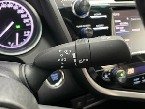 Седан Toyota Camry 2019 года, 2550000 рублей, Красноярск