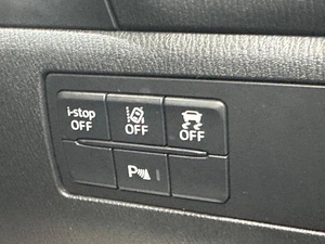 Хетчбэк Mazda Axela 2017 года, 1228000 рублей, Красноярск