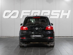 Внедорожник Volkswagen Tiguan 2012 года, 1119000 рублей, Сургут