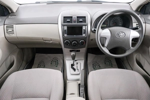 Седан Toyota Corolla Axio 2010 года, 789000 рублей, Красноярск