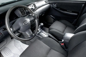 Хетчбэк Toyota Corolla 2006 года, 609000 рублей, Сургут