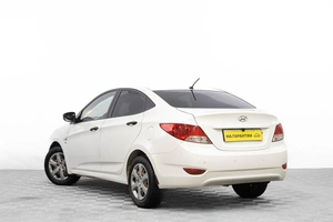 Седан Hyundai Solaris 2014 года, 699000 рублей, Барнаул