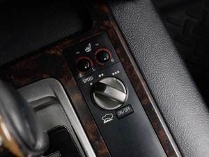 Внедорожник Toyota Land Cruiser 2011 года, 3519000 рублей, Тюмень