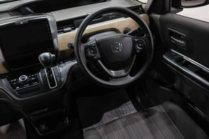 Минивэн Honda Freed 2016 года, 1399000 рублей, Новокузнецк