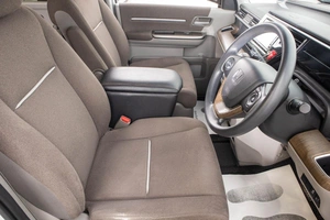 Минивэн Honda Stepwgn 2016 года, 1939000 рублей, Барнаул