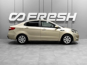 Седан Kia Rio 2013 года, 595000 рублей, Тюмень