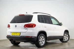 Внедорожник Volkswagen Tiguan 2012 года, 1499000 рублей, Оренбург
