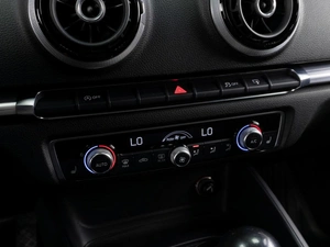 Седан Audi A3 2015 года, 1659000 рублей, Тюмень