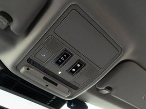 Внедорожник Land Rover Range Rover Evoque 2024 года, 5643055 рублей, Москва