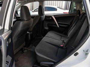 Внедорожник Toyota RAV4 2015 года, 1990000 рублей, Краснодар