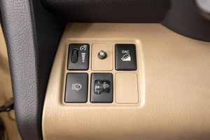 Внедорожник Toyota RAV4 2010 года, 1389000 рублей, Барнаул