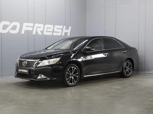 Седан Toyota Camry 2012 года, 1810000 рублей, Омск