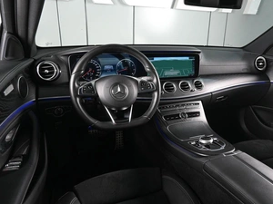Седан Mercedes-benz E-класс 2017 года, 3399000 рублей, Аксай