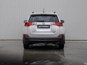 Внедорожник Toyota RAV4 2013 года, 2250000 рублей, Краснодар
