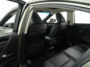 Седан Lexus ES 2020 года, 3289050 рублей, Москва