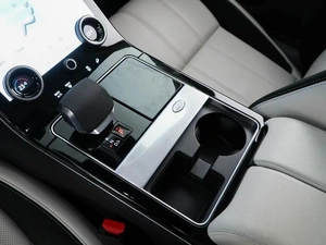 Внедорожник Land Rover Range Rover Velar 2021 года, 5649055 рублей, Москва