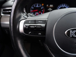 Седан Kia K5 2020 года, 2359000 рублей, Саратов